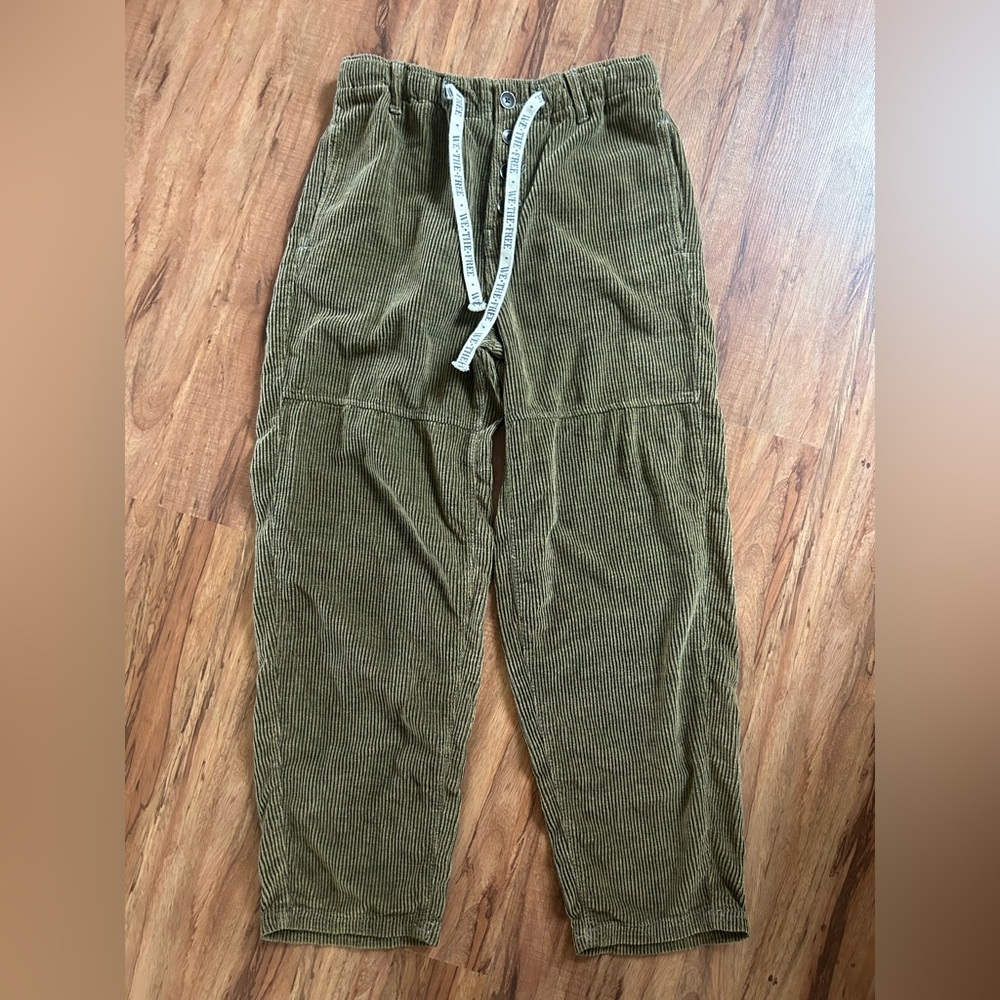 Free People We The Free Roscoe Cord Pull On Pants Color Bermuda Size XS - Picture 5 of 13